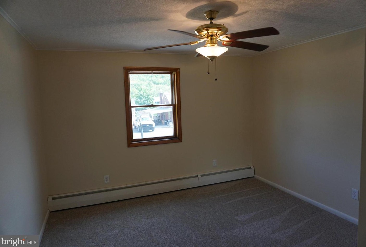 427 Broad St, Elizabethville PA  17023-2016 exterior