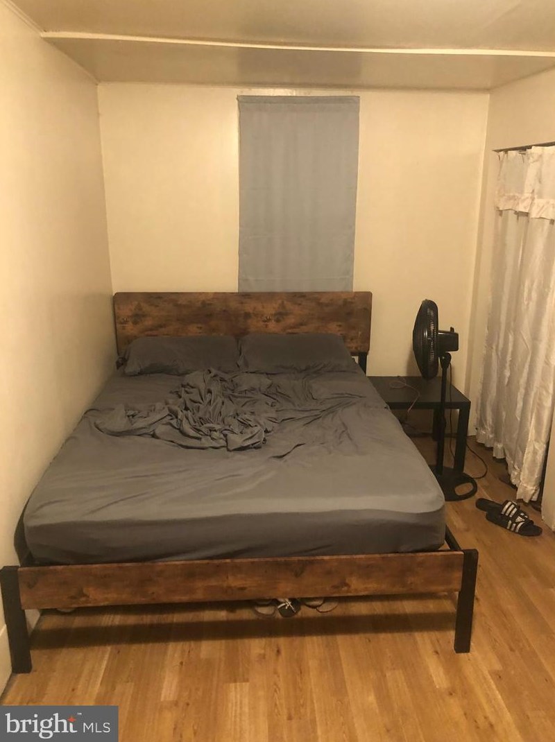 132 Main St, Hbg Inter Airp PA  17057-1215 exterior