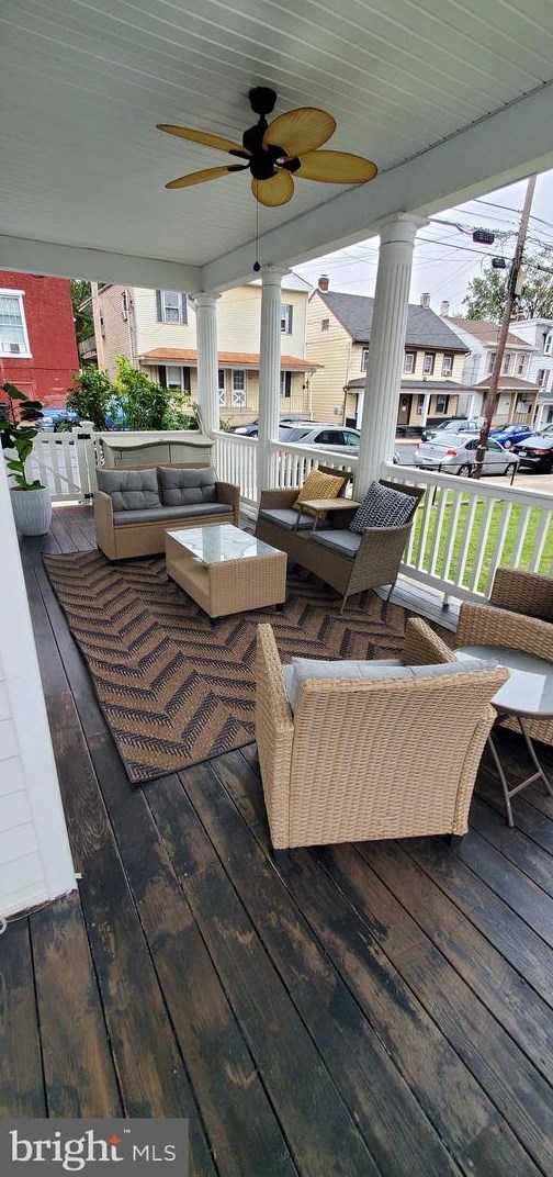 104 Main St, Hbg Inter Airp PA 17057-1216 exterior