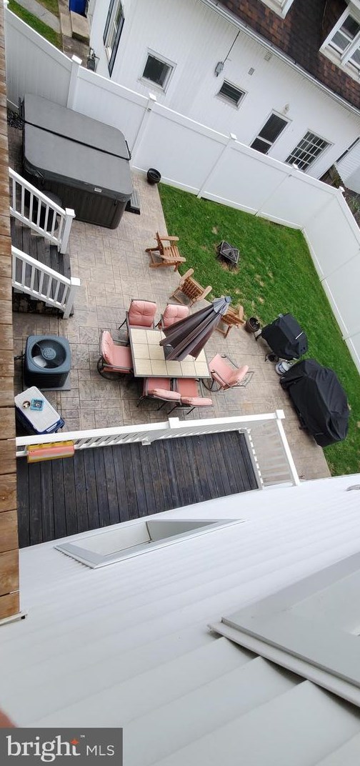 104 Main St, Hbg Inter Airp PA 17057-1216 exterior