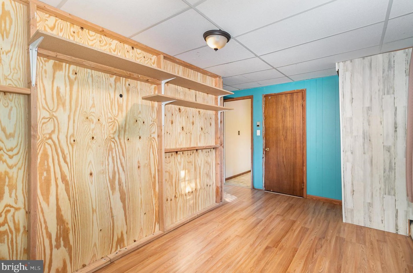 302 Hickory Hill Ter, Harrisburg PA  17109-1222 exterior