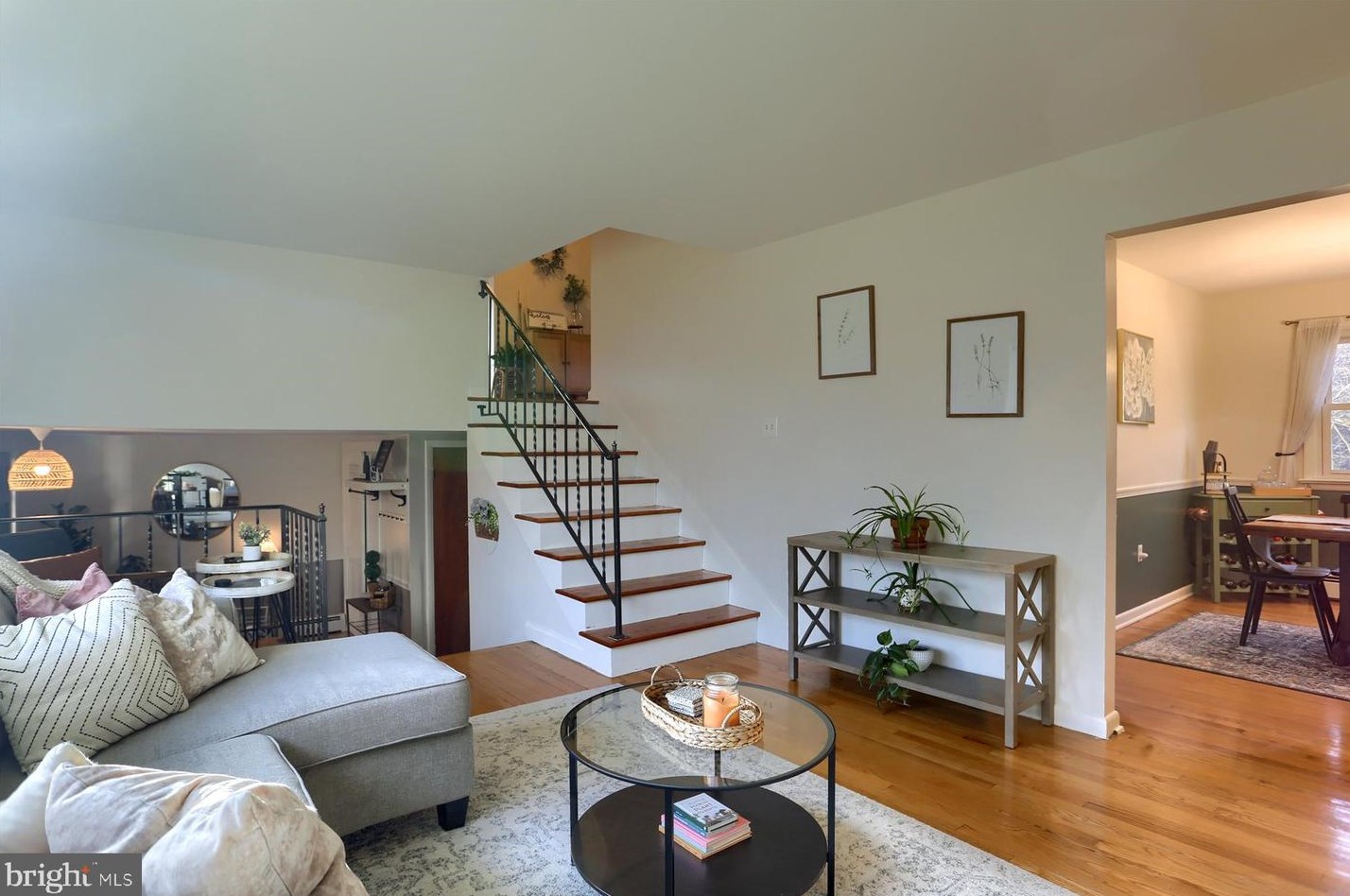 216 Fairville Ave, Harrisburg PA  17112-9701 exterior