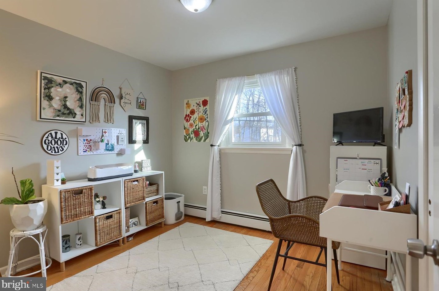 216 Fairville Ave, Harrisburg PA  17112-9701 exterior