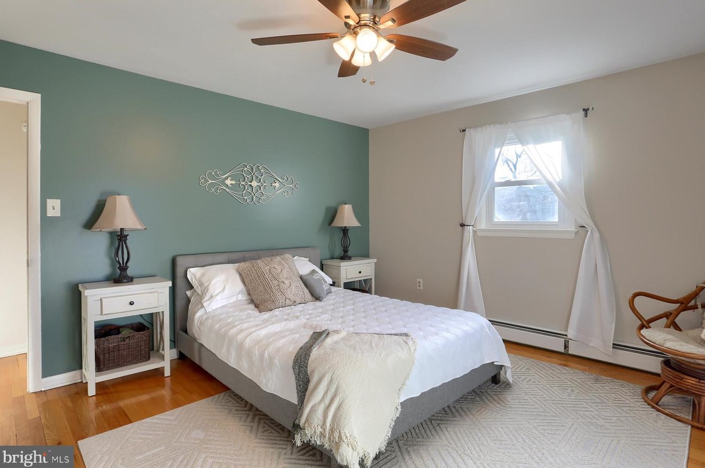 216 Fairville Ave, Harrisburg PA  17112-9701 exterior