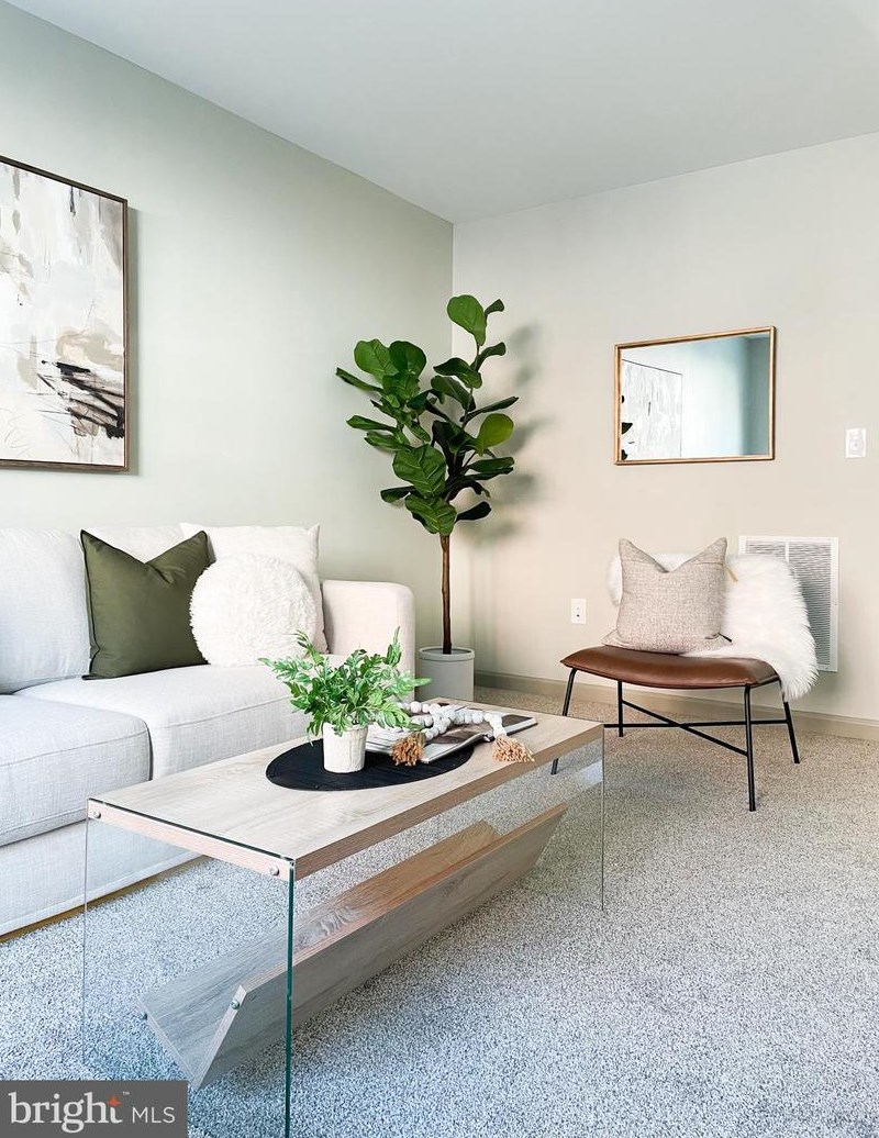 246 Hummel St, Harrisburg PA  17104-1728 exterior