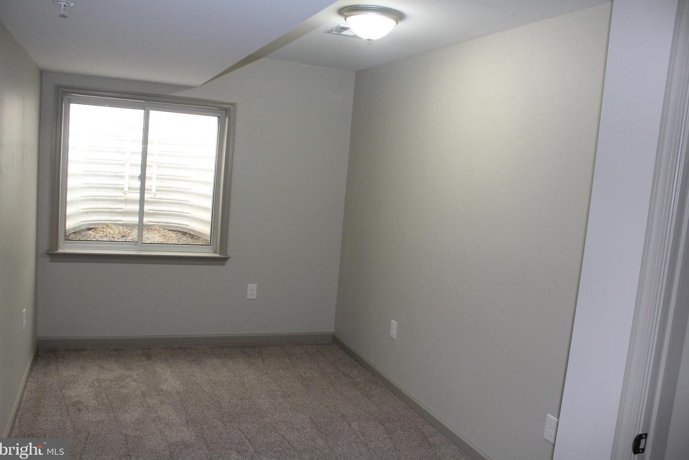 246 Hummel St, Harrisburg PA  17104-1728 exterior