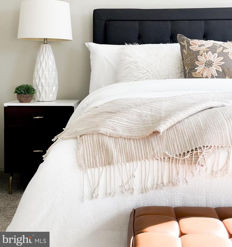 246 Hummel St, Harrisburg PA  17104-1728 exterior