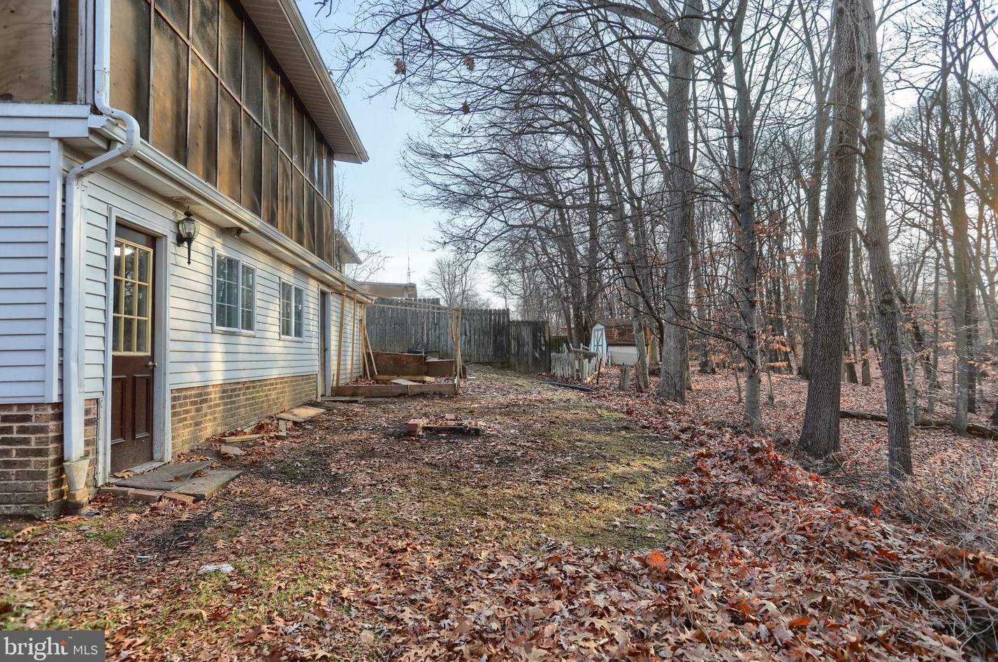 5556 Edsel St, Harrisburg PA  17109-5658 exterior