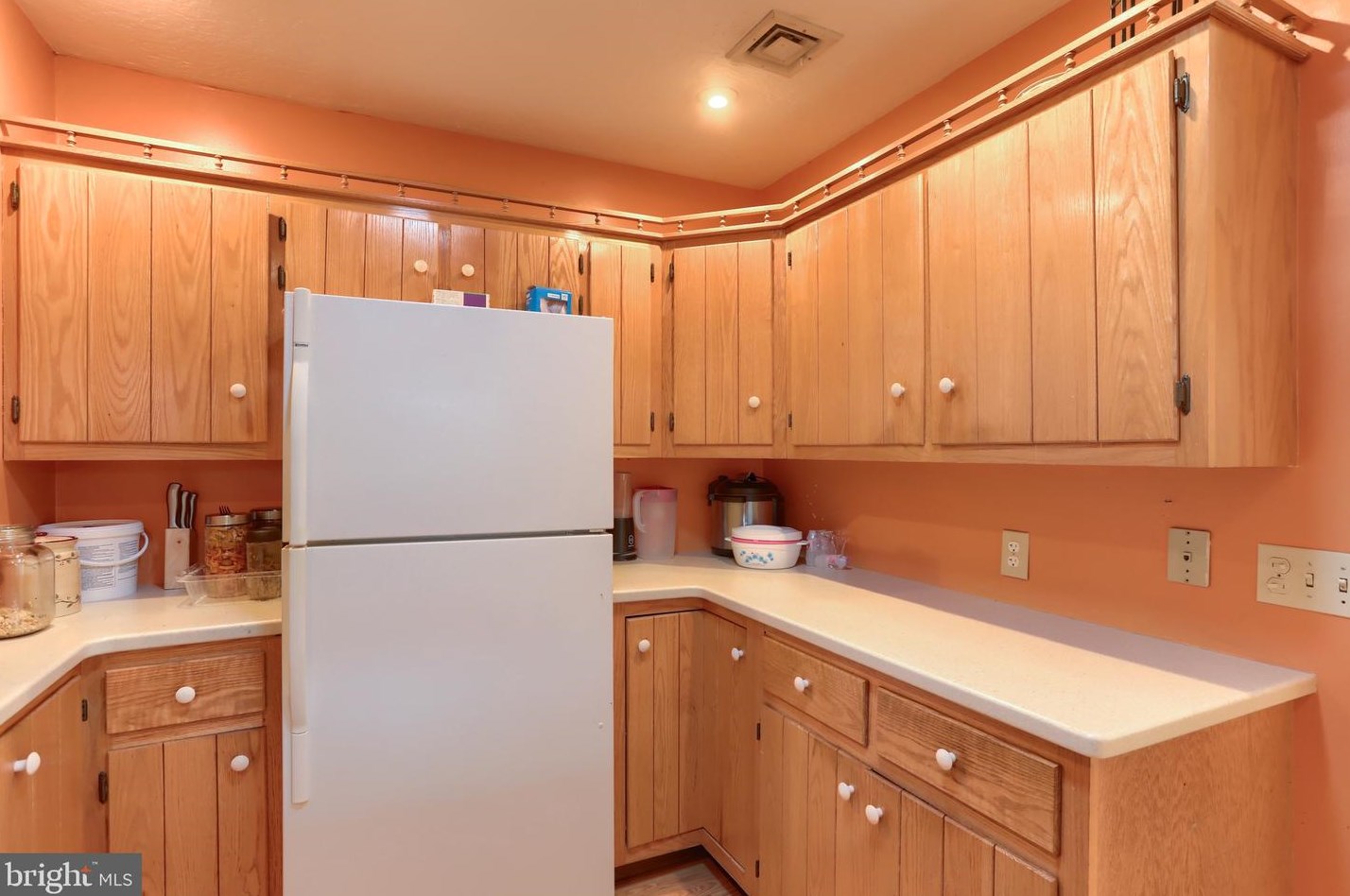 5556 Edsel St, Harrisburg PA  17109-5658 exterior