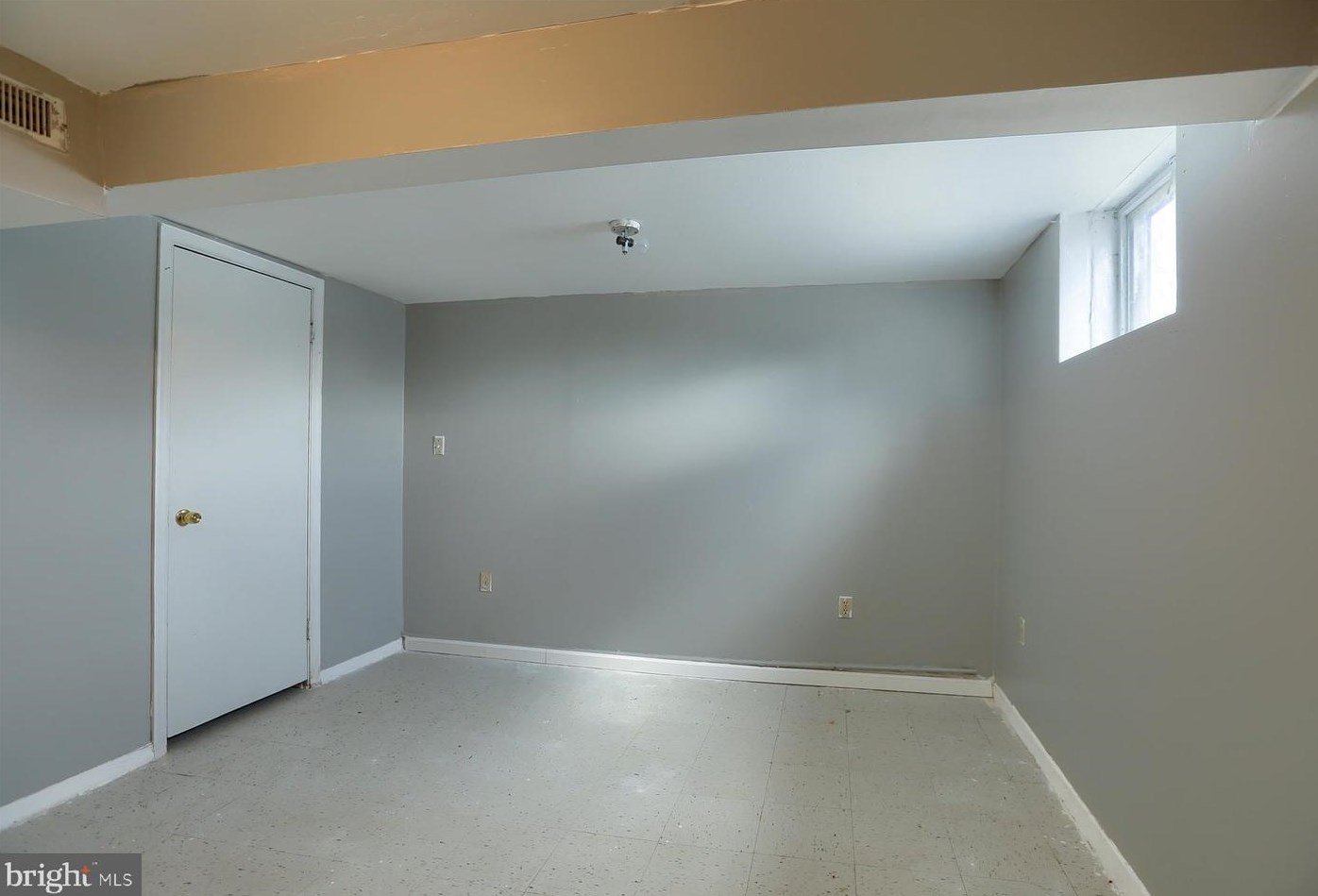 5003 Irene Dr, Harrisburg PA  17112-2138 exterior