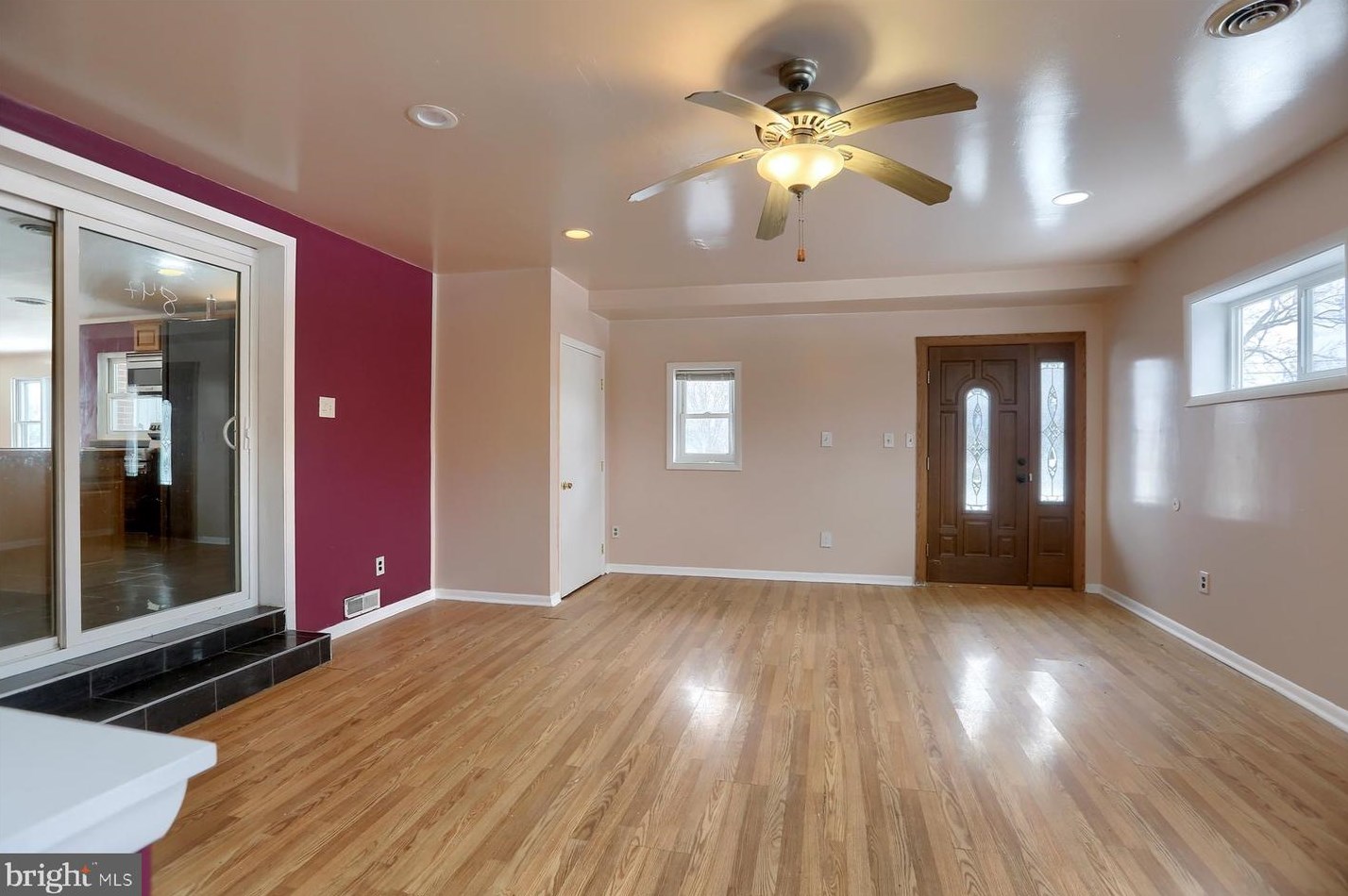 5003 Irene Dr, Harrisburg PA  17112-2138 exterior