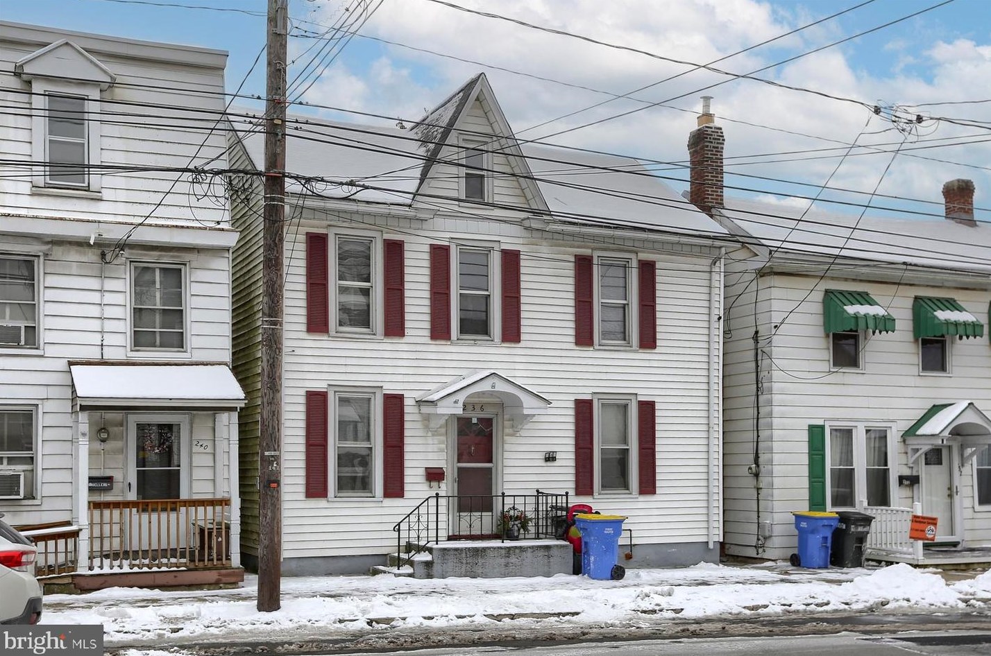 236 Main St, Hbg Inter Airp PA  17057-2229 exterior