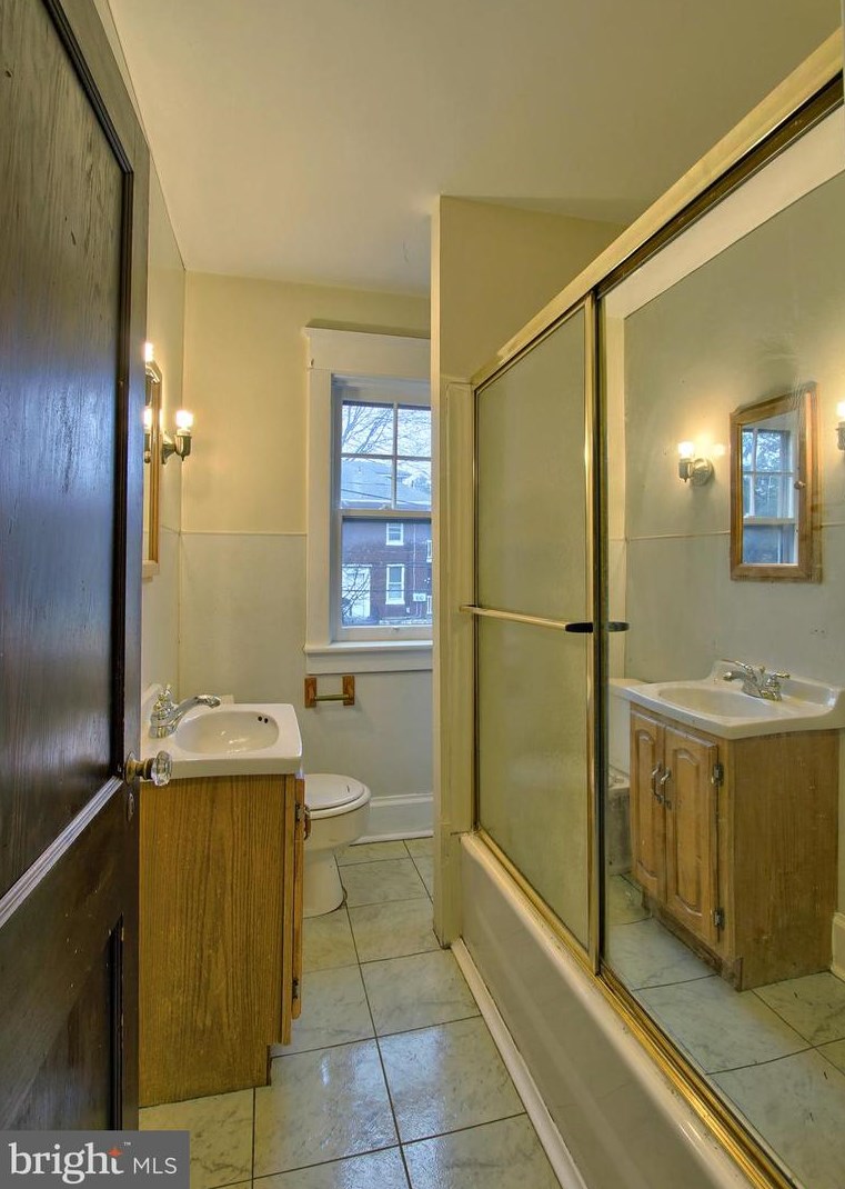 3100 Derry St, Harrisburg PA 17111-2244 exterior