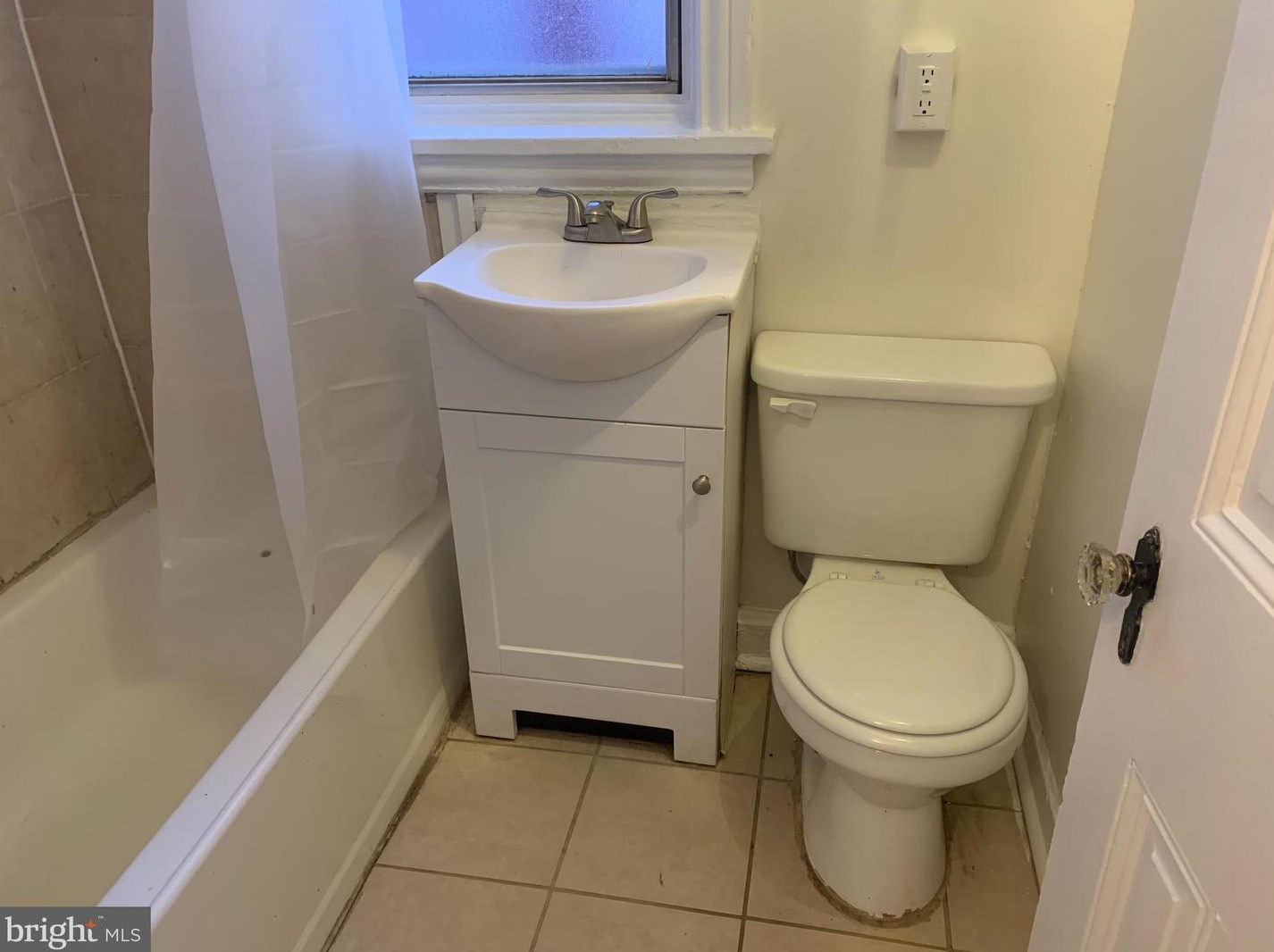 613 Peffer St, Harrisburg PA  17102-1025 exterior