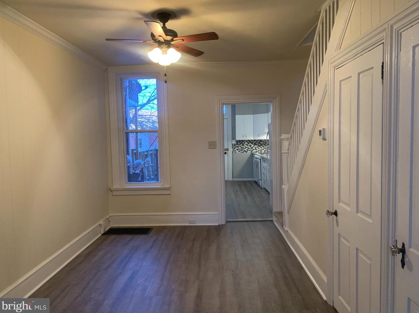 613 Peffer St, Harrisburg PA  17102-1025 exterior