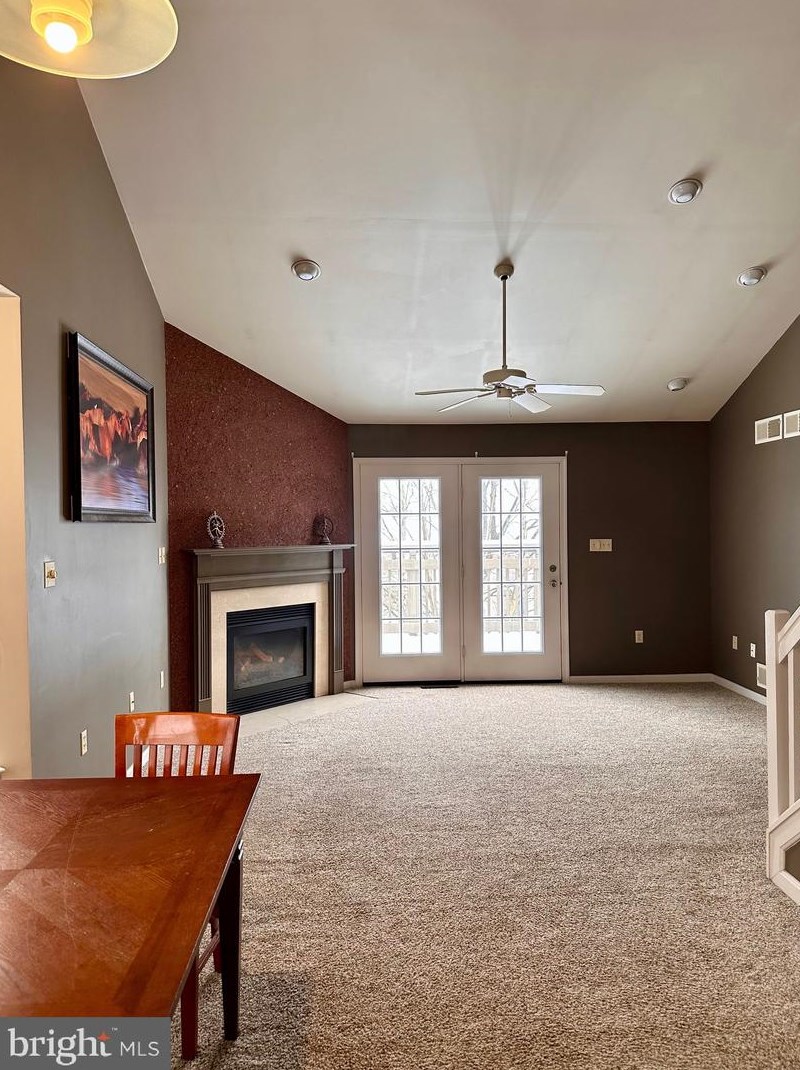6660 Springford Ter, Harrisburg PA  17111-6986 exterior