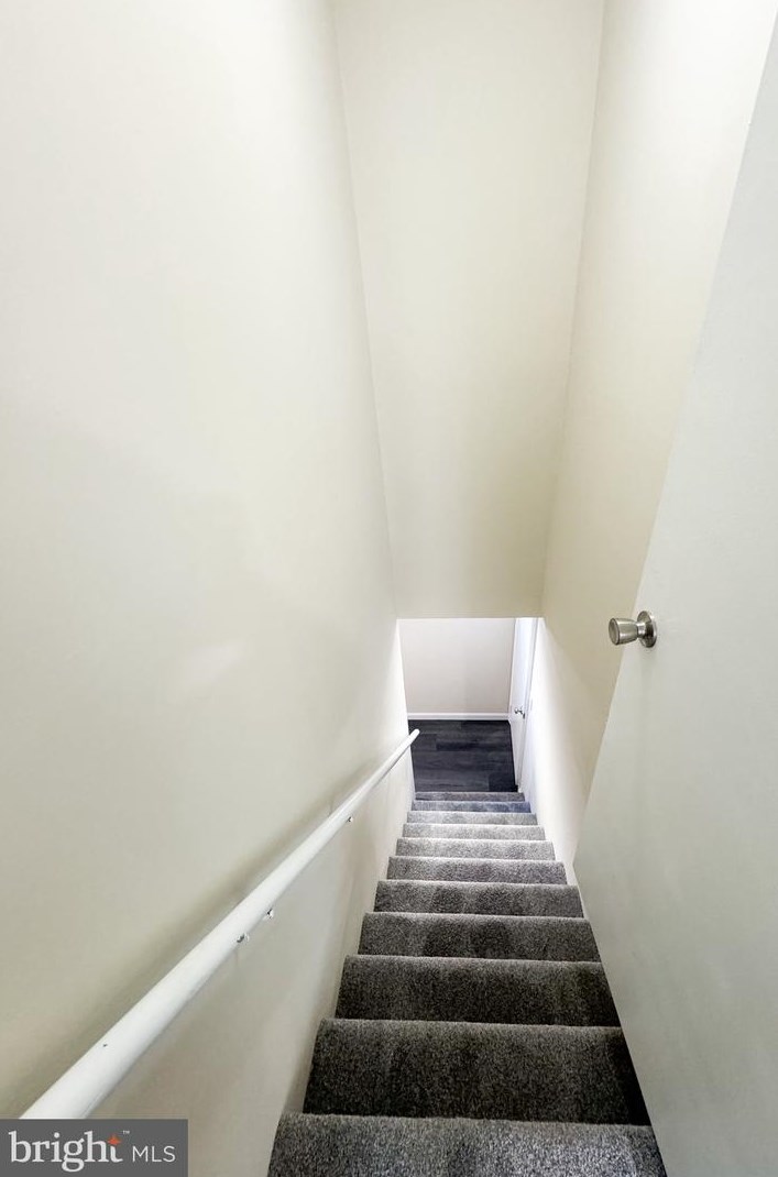 531 Bessemer St, Harrisburg PA  17113-1853 exterior