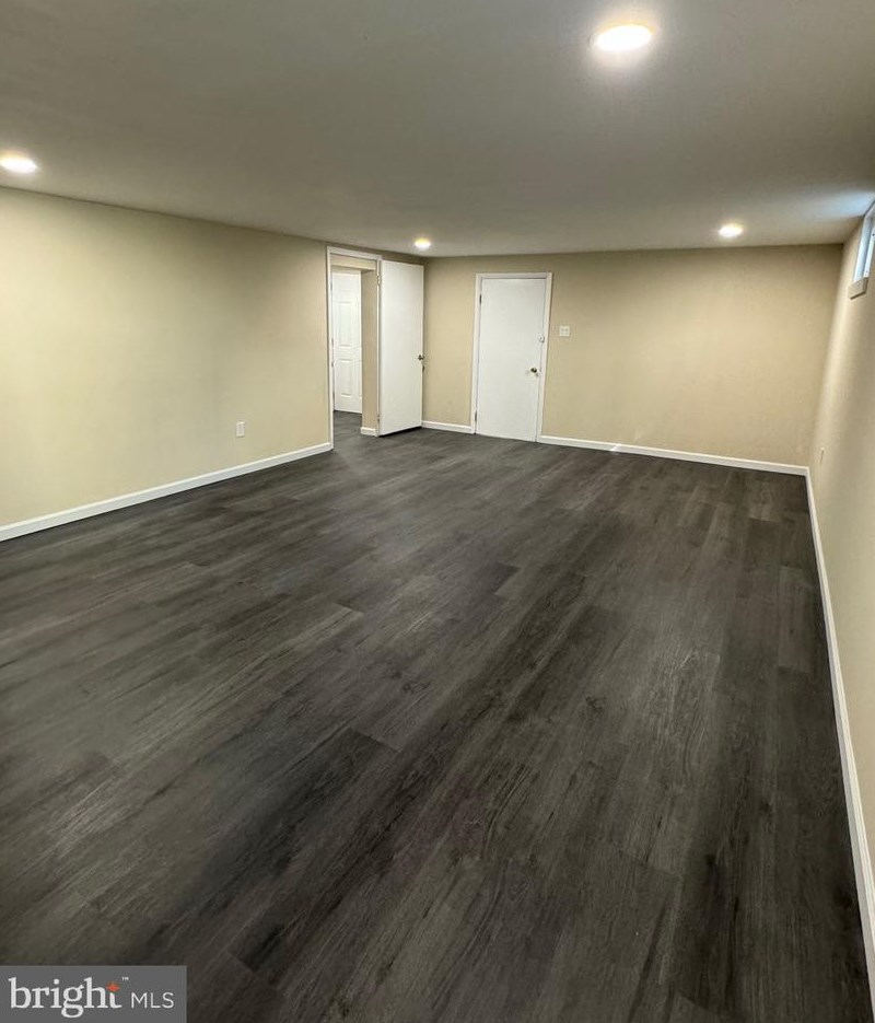 531 Bessemer St, Harrisburg PA  17113-1853 exterior