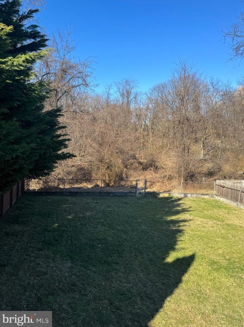 531 Bessemer St, Harrisburg PA  17113-1853 exterior