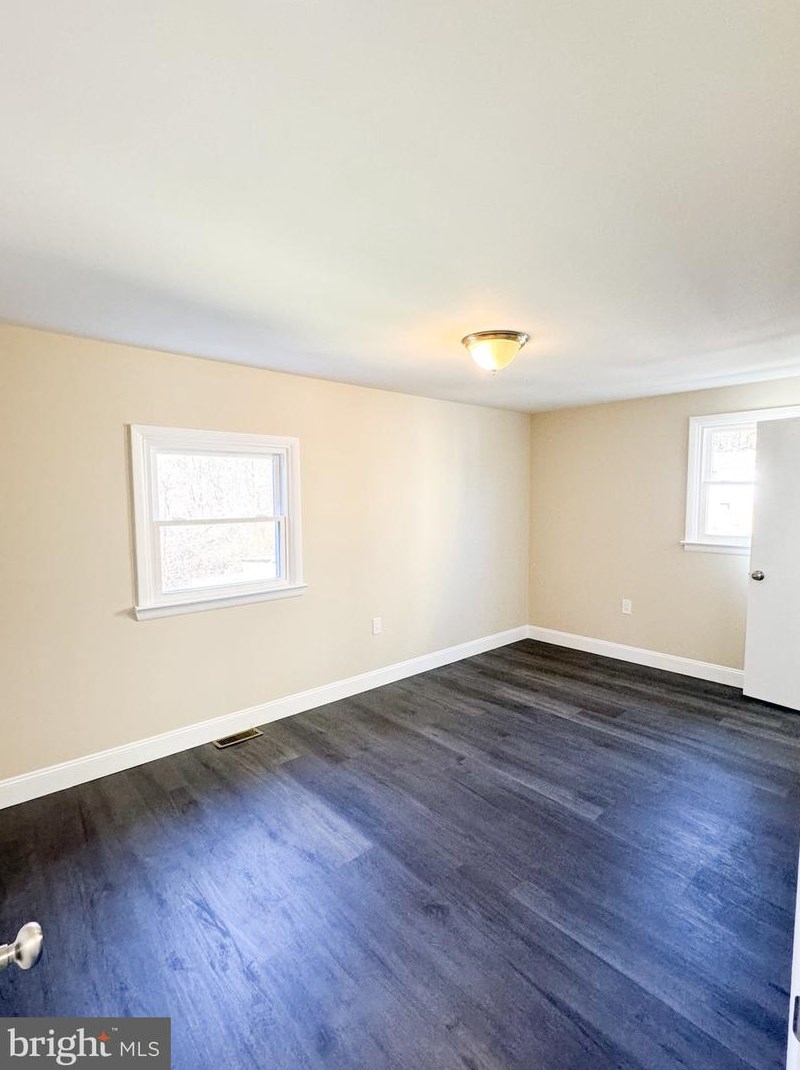 531 Bessemer St, Harrisburg PA  17113-1853 exterior