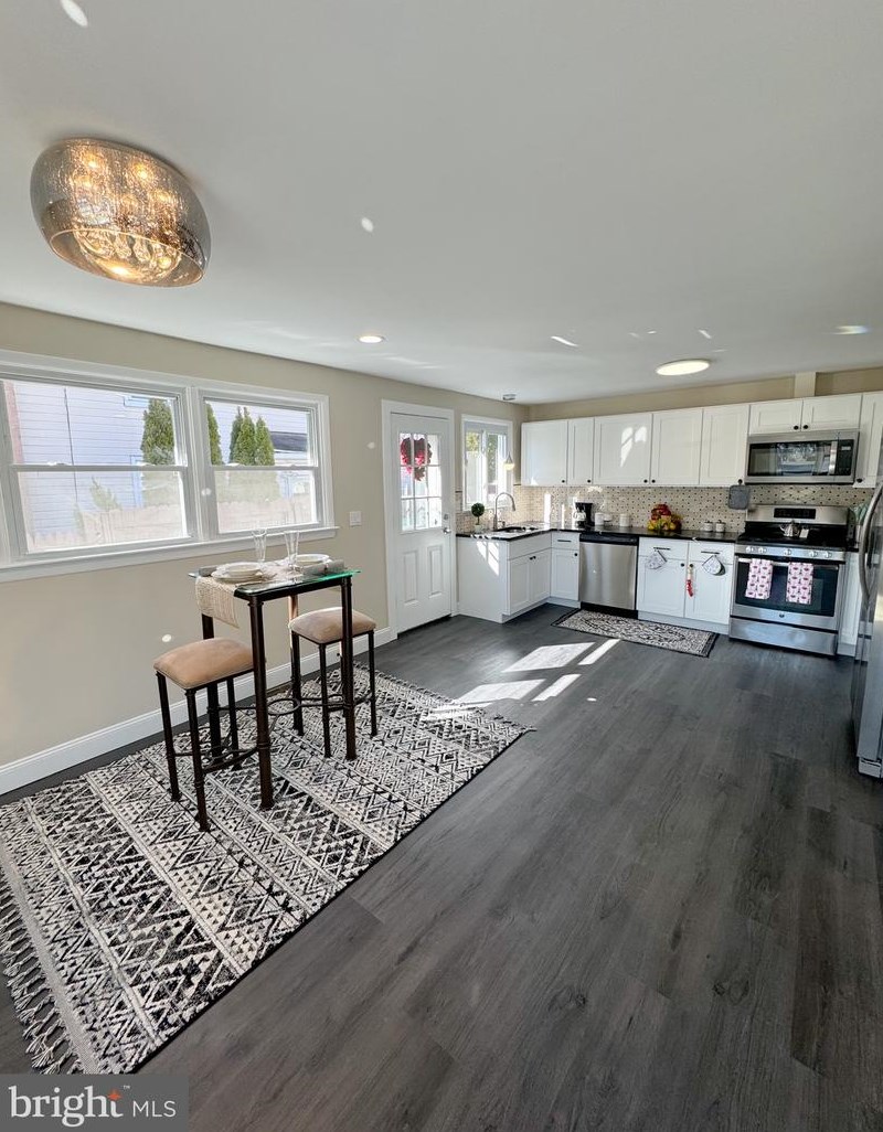 531 Bessemer St, Harrisburg PA  17113-1853 exterior