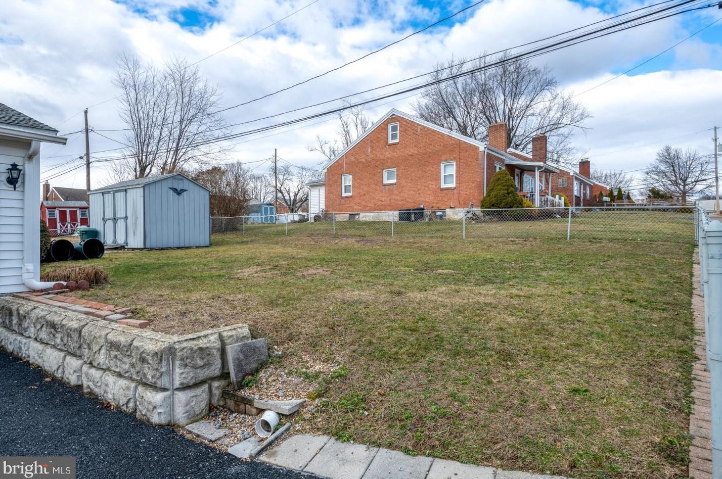 4922 Wyoming Ave, Harrisburg PA  17109-3032 exterior