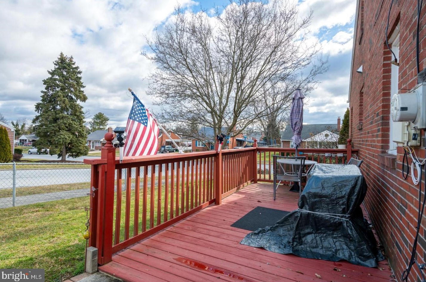 4922 Wyoming Ave, Harrisburg PA  17109-3032 exterior