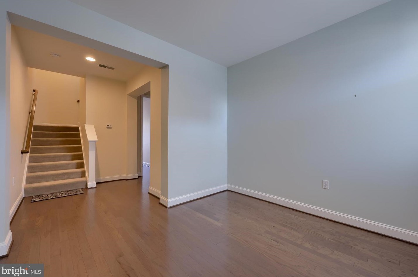 2111 Red Fox Dr, Hummelstown PA  17036-7087 exterior