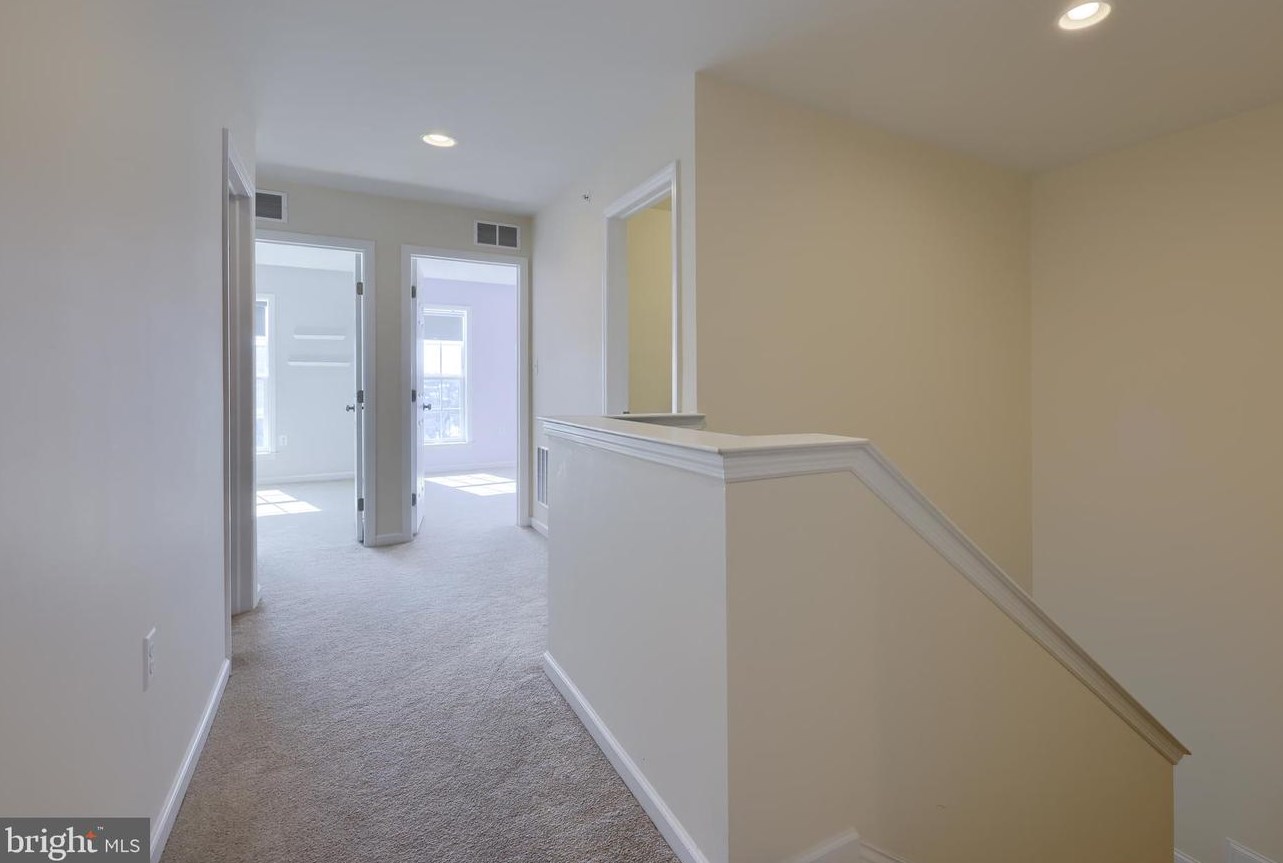 2111 Red Fox Dr, Hummelstown PA  17036-7087 exterior