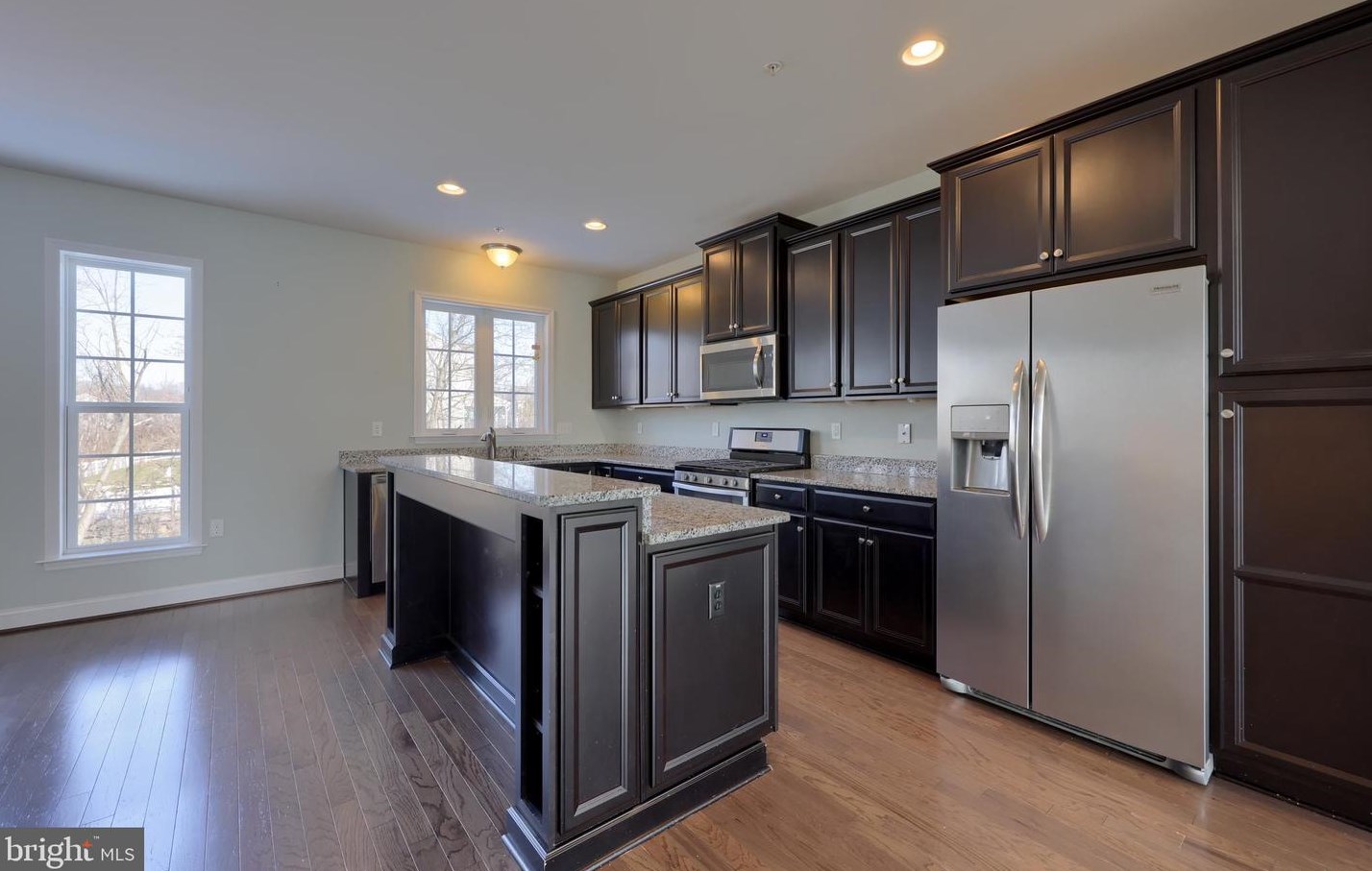 2111 Red Fox Dr, Hummelstown PA  17036-7087 exterior