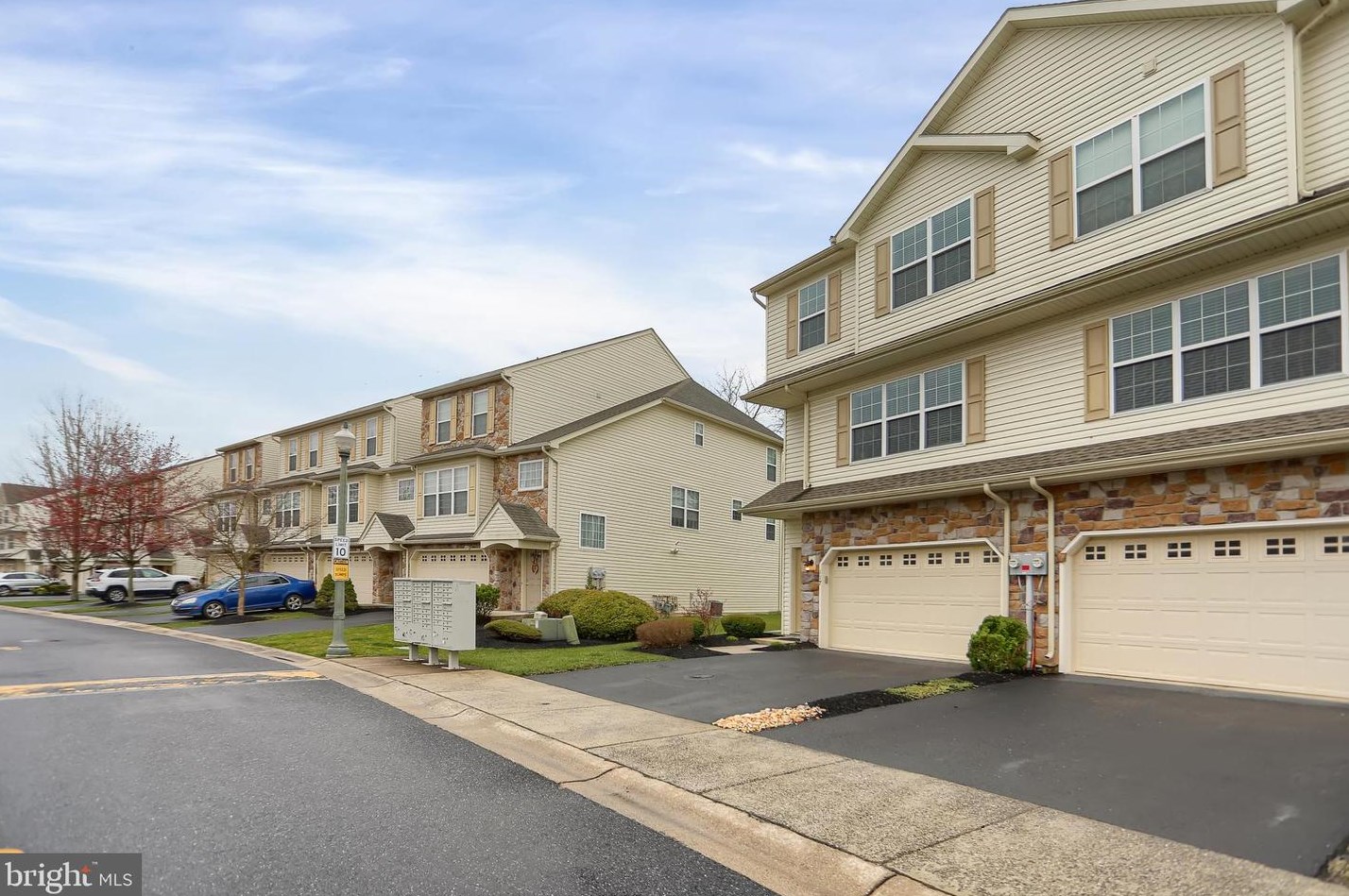 117 Mapleton Blvd, Harrisburg PA  17112-3636 exterior