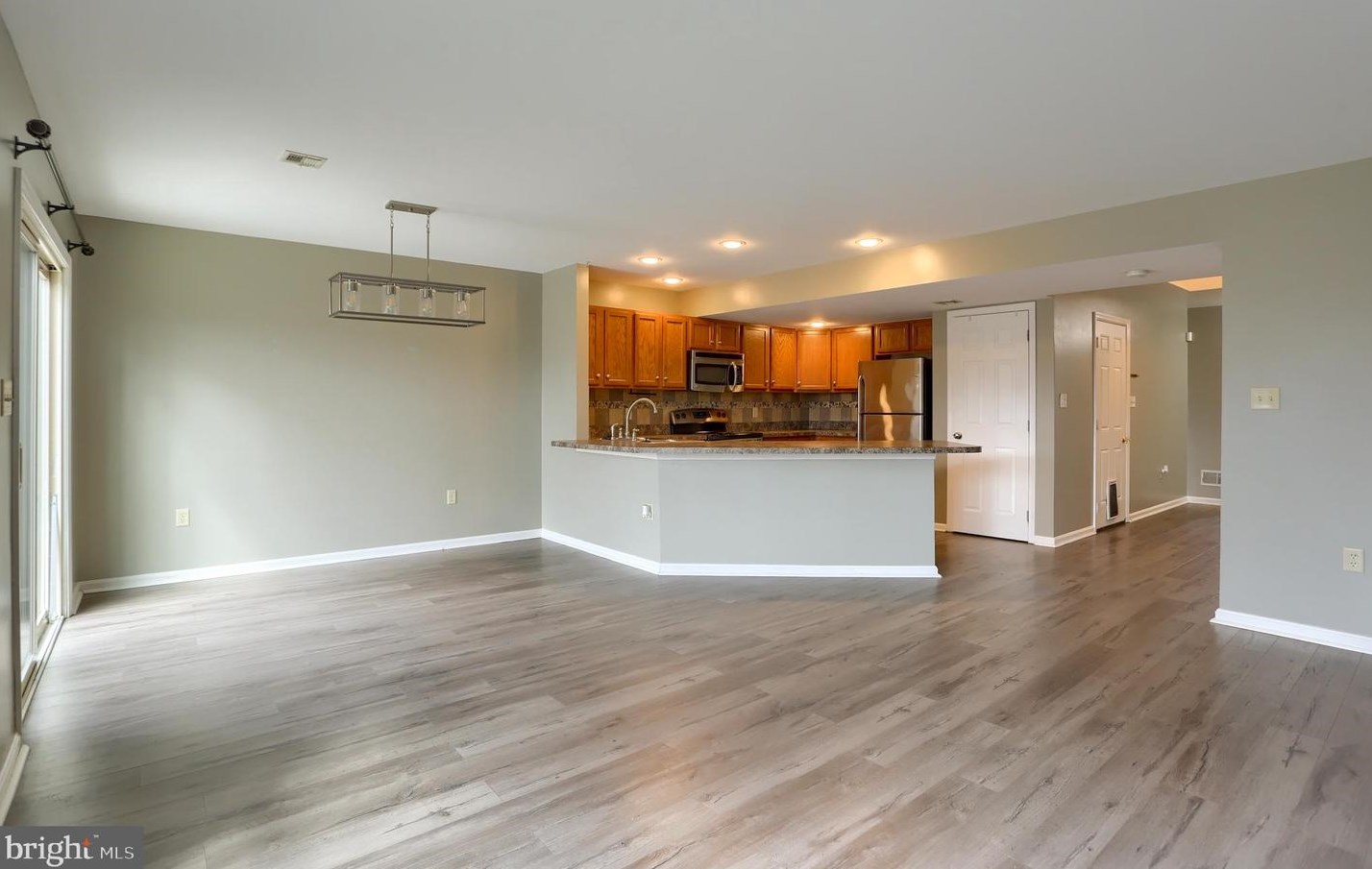 539 Pond View Ct, Harrisburg PA  17110-4020 exterior