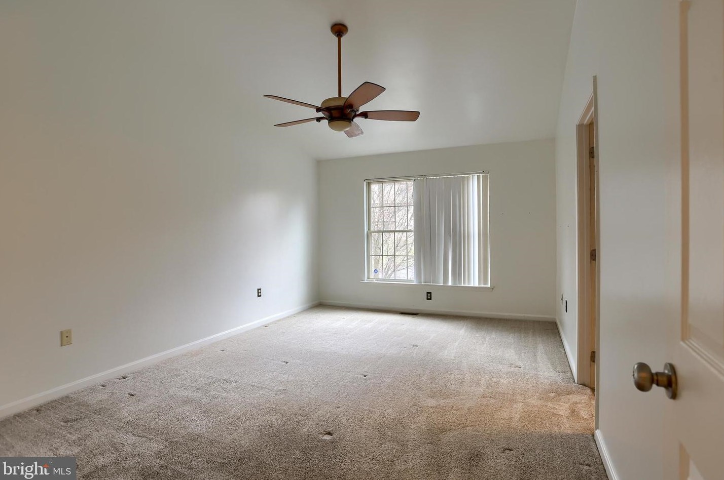 539 Pond View Ct, Harrisburg PA  17110-4020 exterior