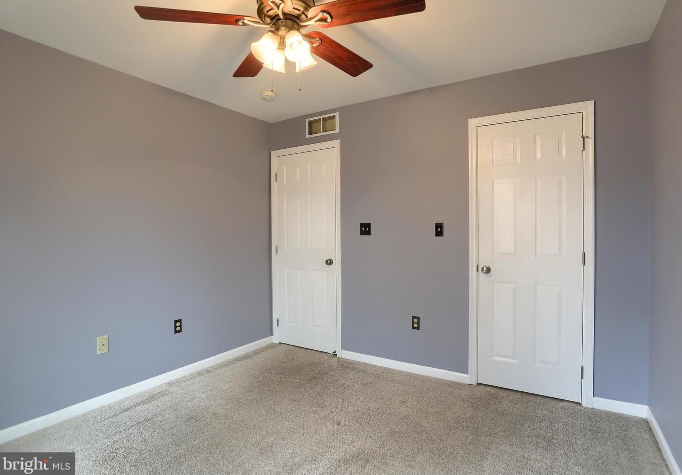 539 Pond View Ct, Harrisburg PA  17110-4020 exterior