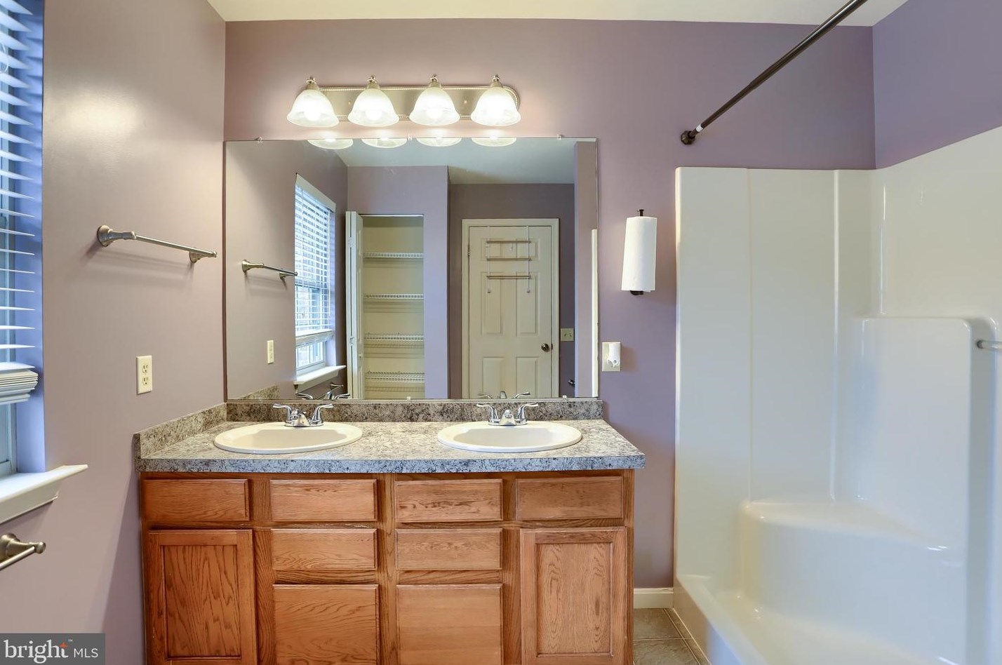 539 Pond View Ct, Harrisburg PA  17110-4020 exterior