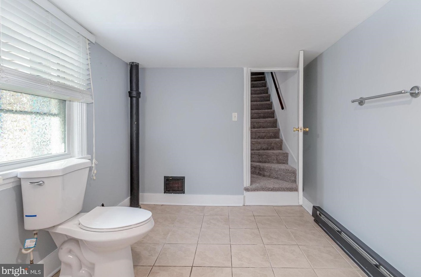 1317 Penn St, Harrisburg PA  17102-2649 exterior