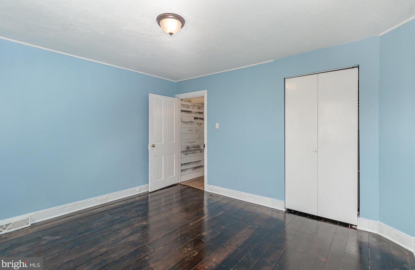 1317 Penn St, Harrisburg PA  17102-2649 exterior