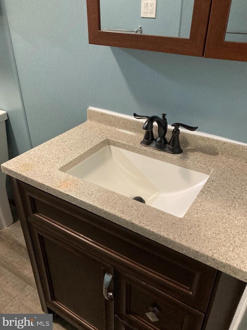 781 Chaucer Dr, Harrisburg PA  17111-3825 exterior