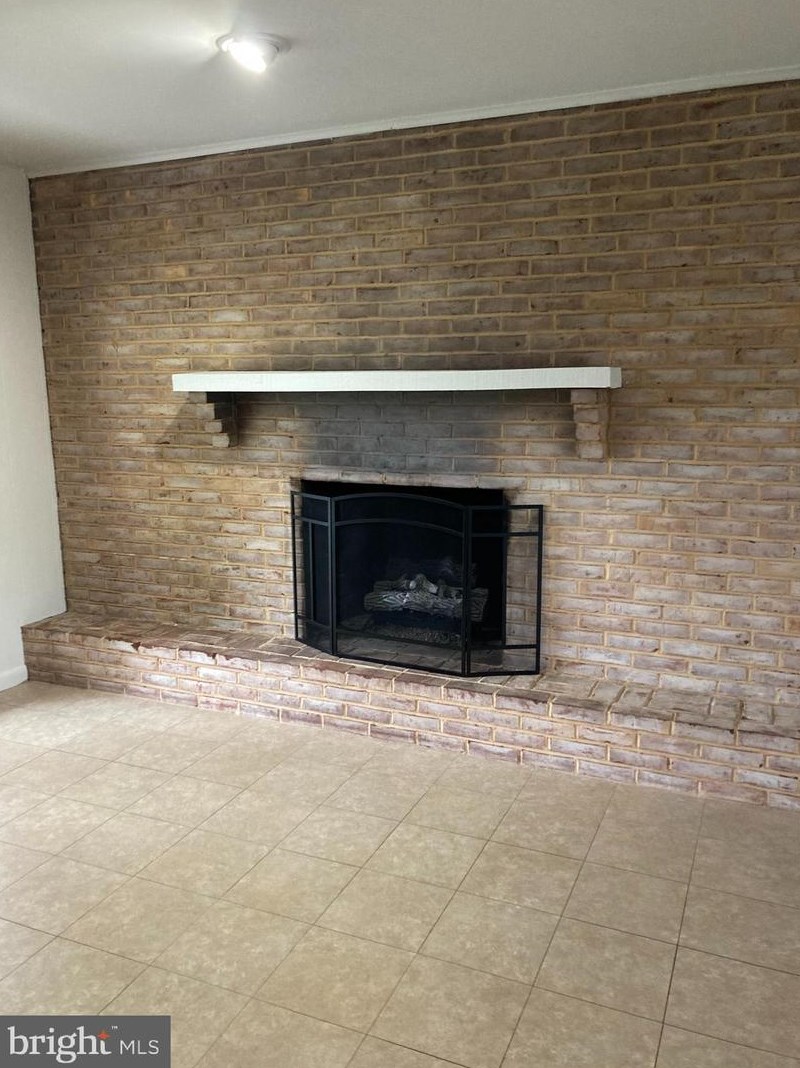 781 Chaucer Dr, Harrisburg PA  17111-3825 exterior