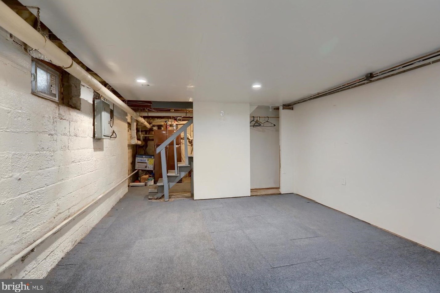 2624 Derry St, Harrisburg PA  17111-1146 exterior