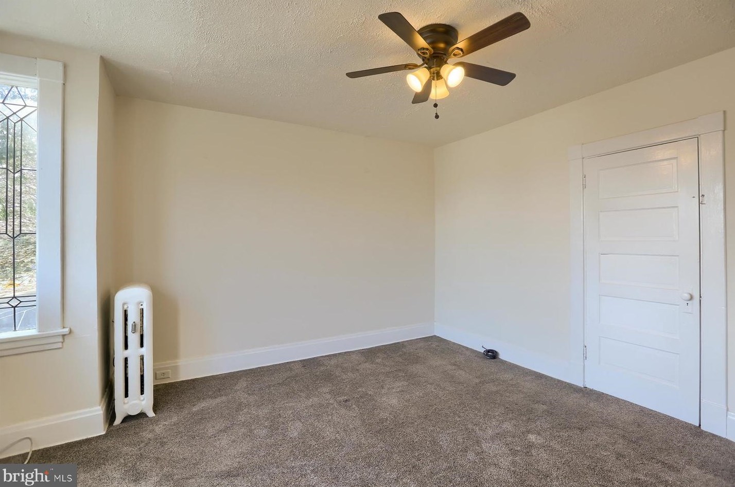 2624 Derry St, Harrisburg PA  17111-1146 exterior