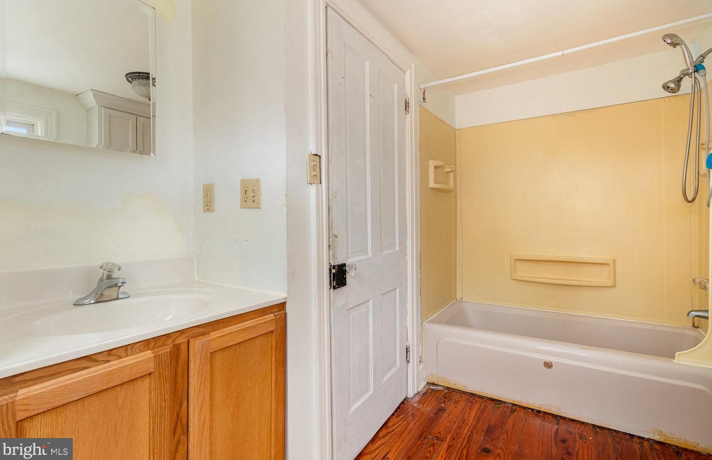 1001 Fishing Crk Vly Rd, Harrisburg PA 17112-9234 exterior