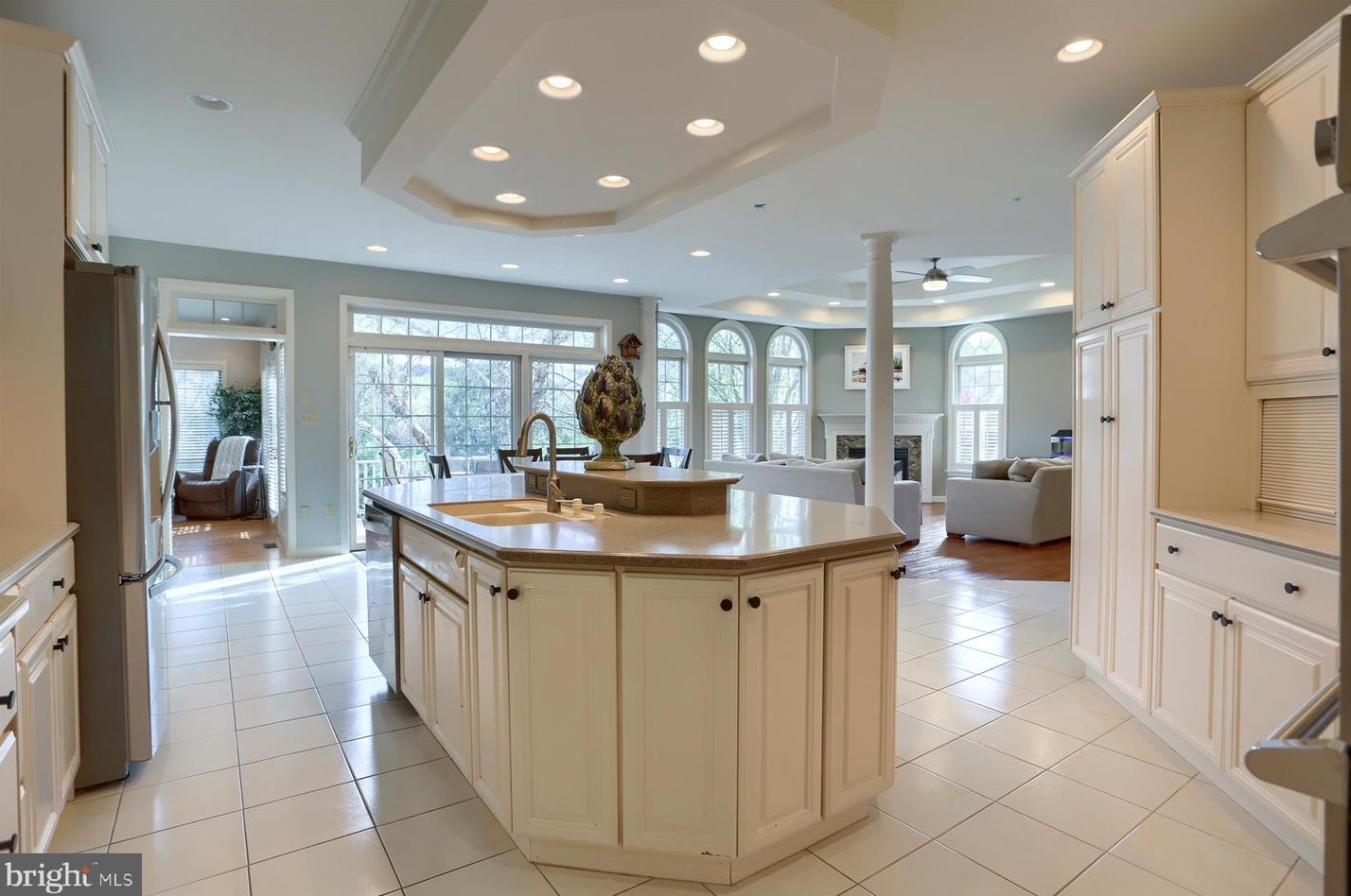 1238 Cardinal Way Rd, Hummelstown PA  17036-8548 exterior