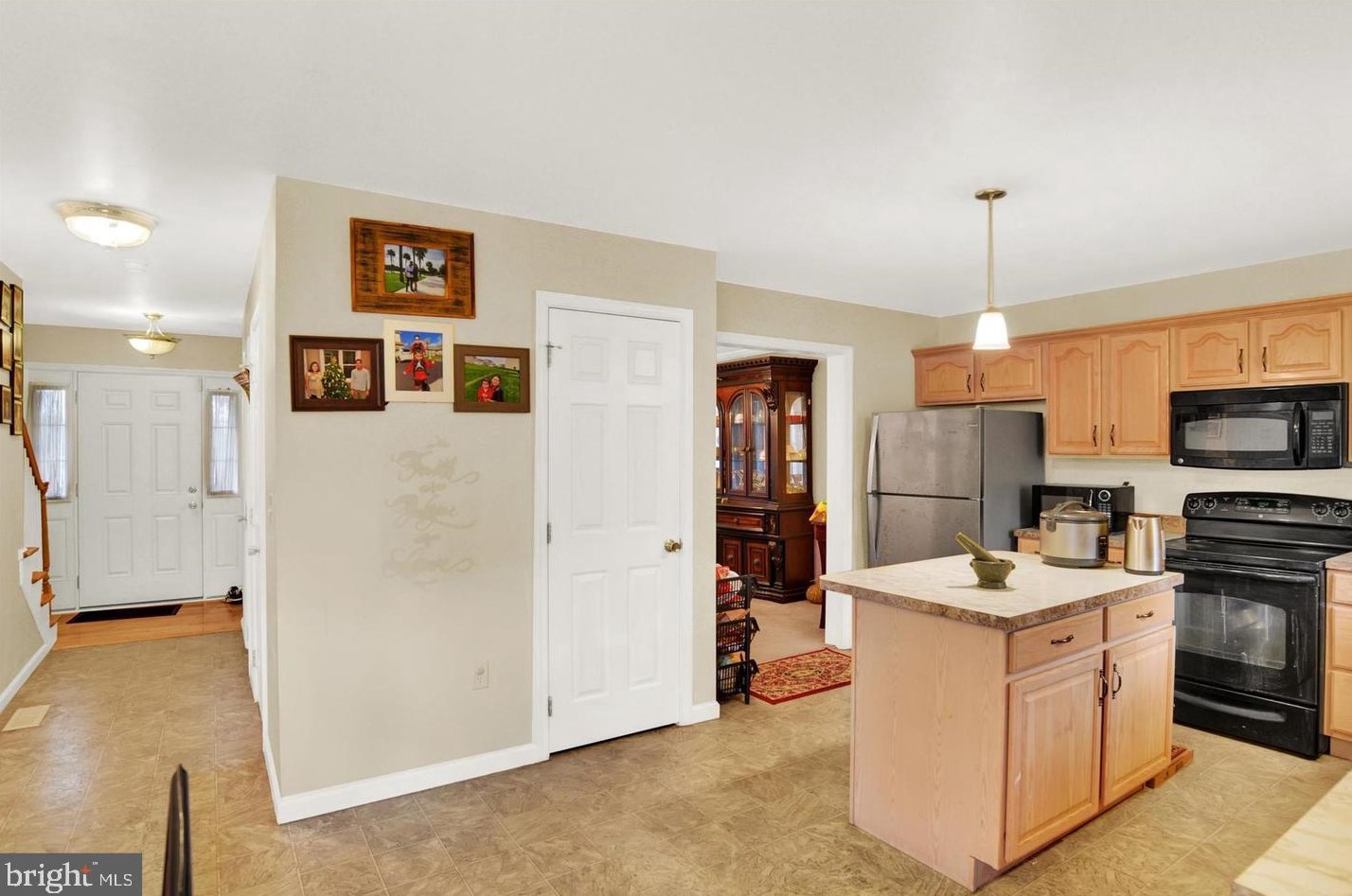 3244 Jonagold Dr, Harrisburg PA 17110-9129 exterior