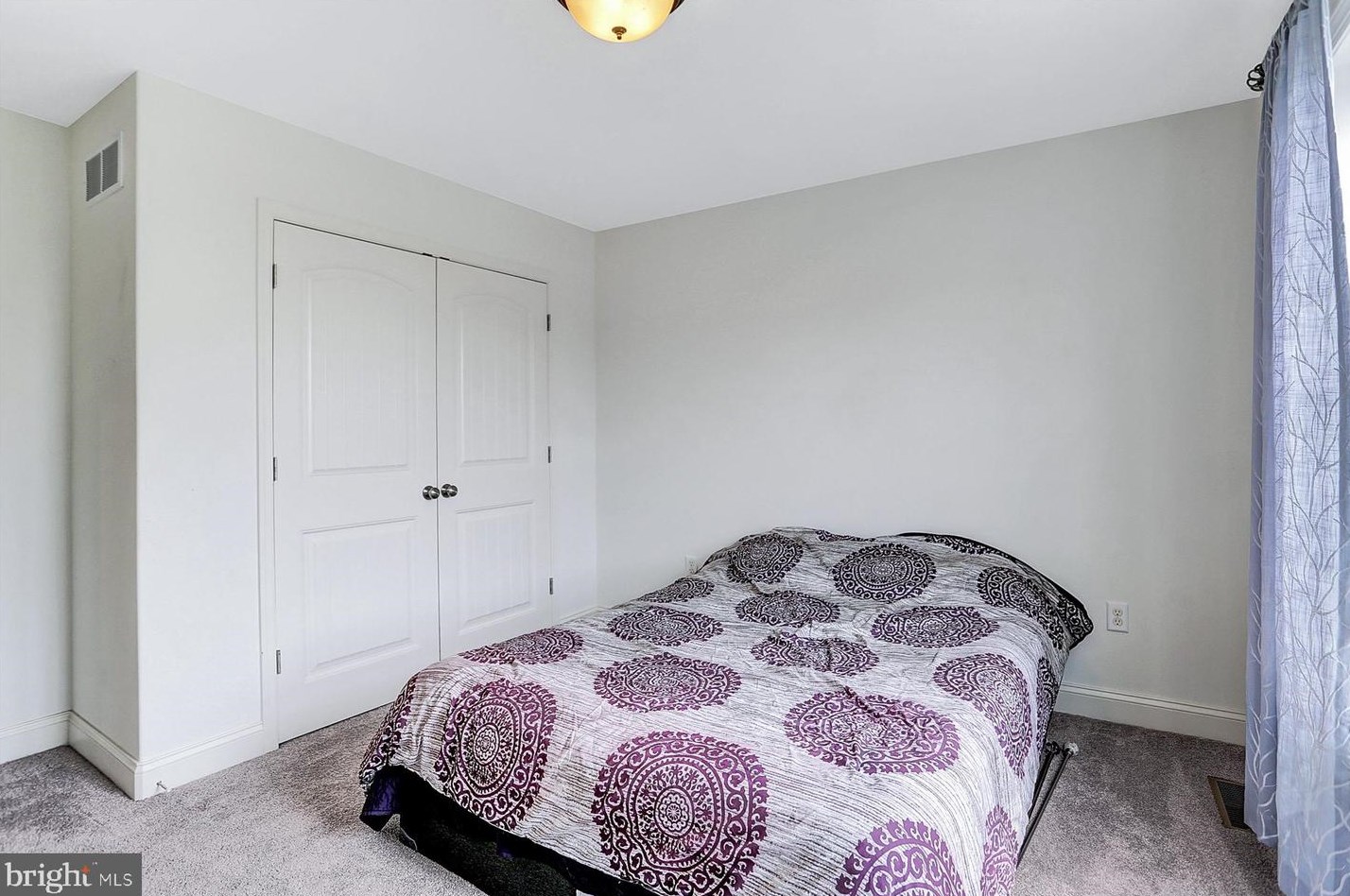 2228 Northview Ln, Harrisburg PA 17110-3913 exterior