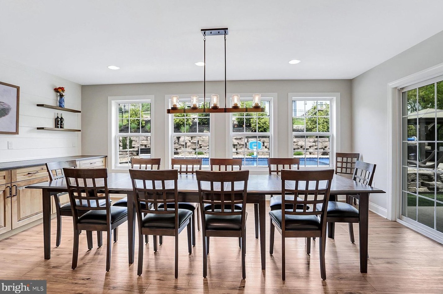 2228 Northview Ln, Harrisburg PA 17110-3913 exterior