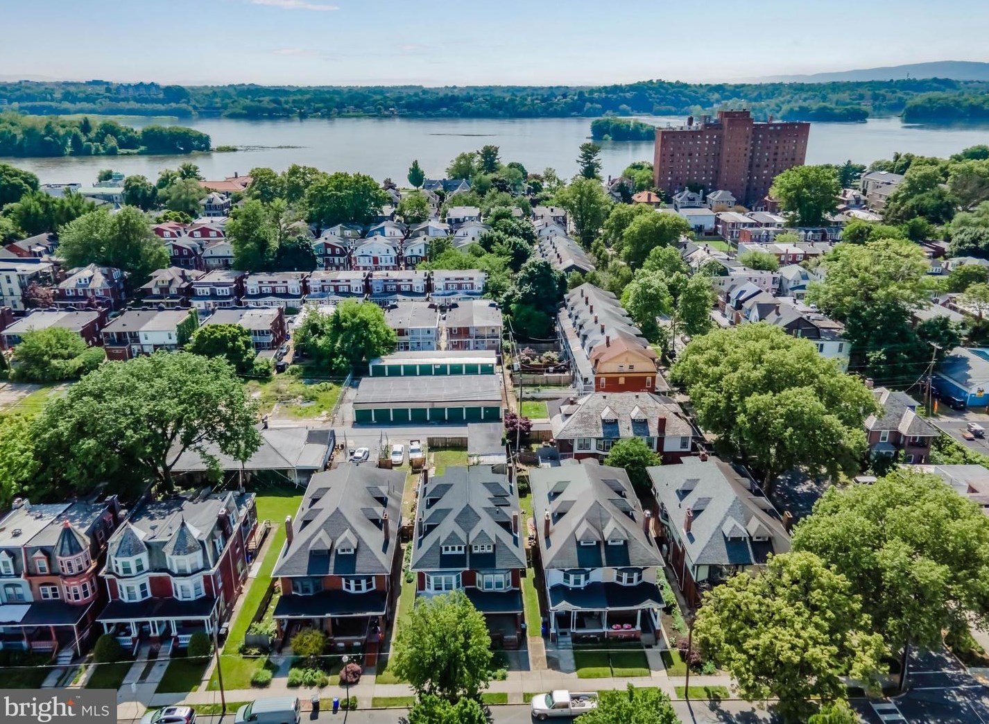 2244 3rd St, Harrisburg PA  17110-1813 exterior