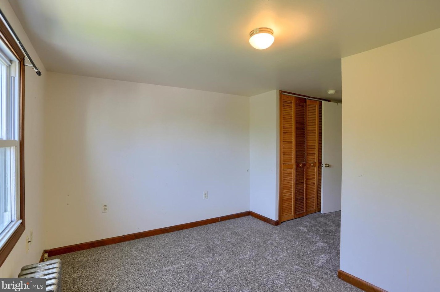 223 Locust St, Harrisburg PA  17113-2333 exterior