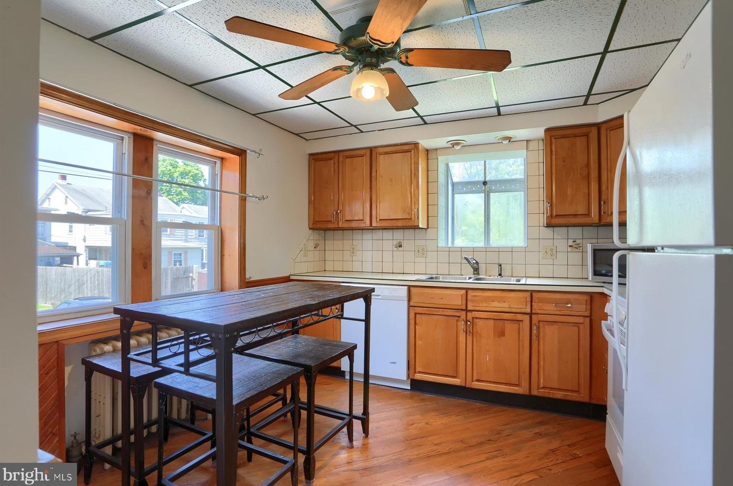 223 Locust St, Harrisburg PA  17113-2333 exterior