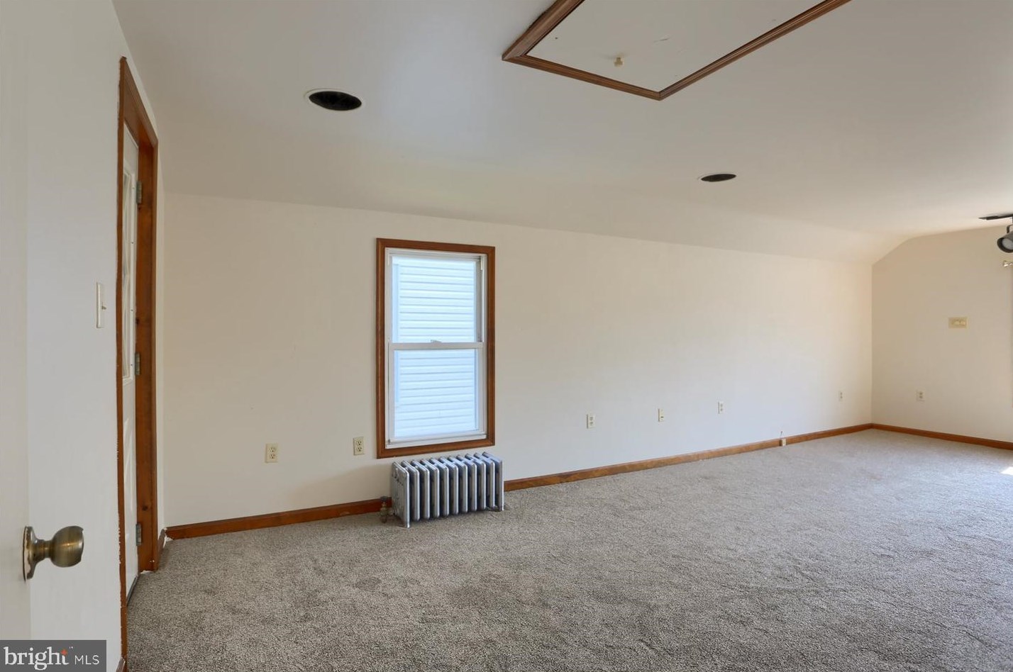 223 Locust St, Harrisburg PA  17113-2333 exterior